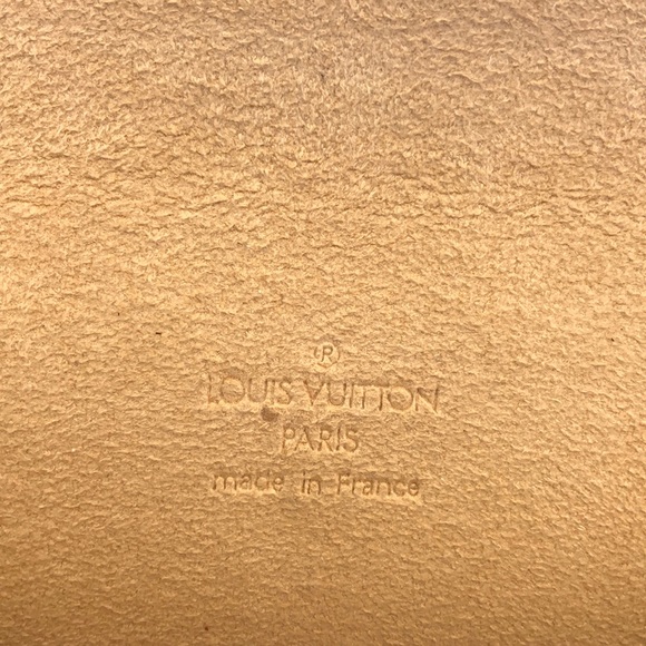 Louis Vuitton Florentine Pouch. ❤️ - Picture 14 of 16